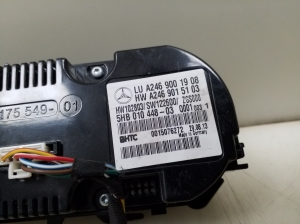 Mercedes Benz CLA-Class W117 (2013–2019) Heater control panel A2469001908 - 4