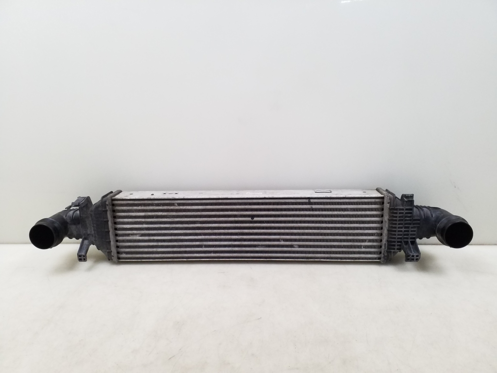 MERCEDES-BENZ C-Class W204/S204/C204 (2004-2015) Radiateur de refroidisseur intermédiaire A2045000200 25022424