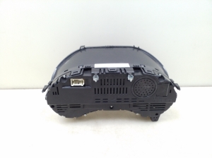 Mercedes Benz A-Class 176 (2012–2018) Instrument cluster A1769008901 - 6