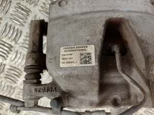Volkswagen ID.4 I (2020–2026) Front brake caliper 1EA615106B - 2