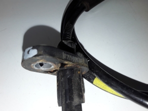 Citroen DS5 (2011–2019) Rear ABS sensor 0265008765 - 3