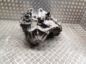 VOLVO V40 (2012–2019) Gearbox RFE66R7F097BB - 3