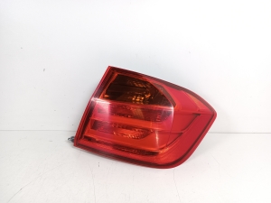 Eckleuchte hinten - 63217259894