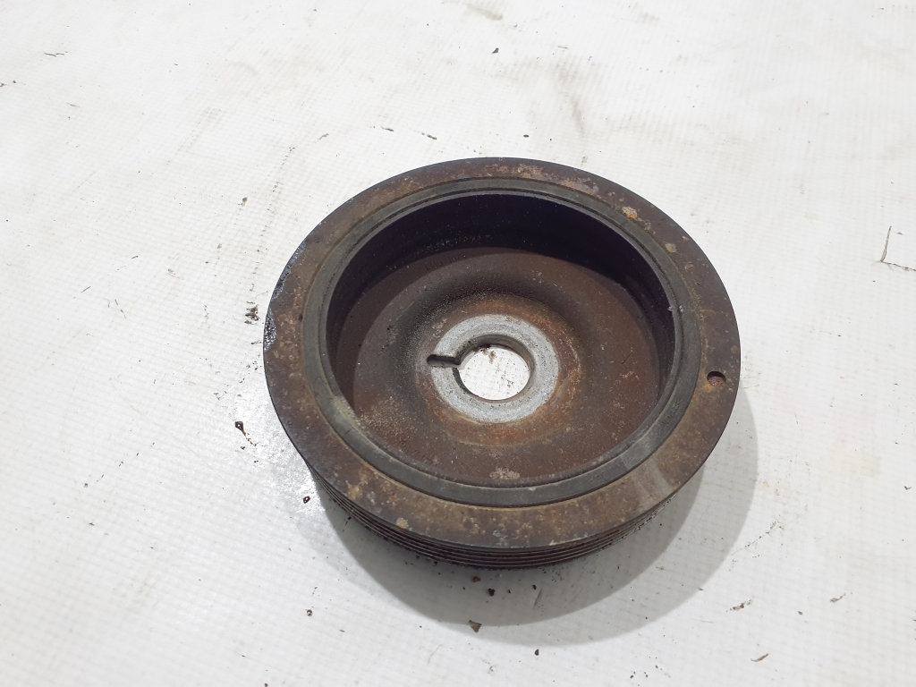 Used RENAULT Kangoo Crankshaft Pulley 123033245R