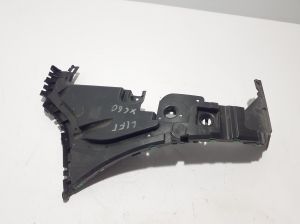  Rear bumper bracket 