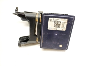 Volkswagen ID.4 I (2020–2026) ABS Steuergerät 1EA614517 - 3