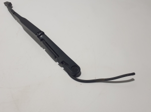  Windshield wiper blade 