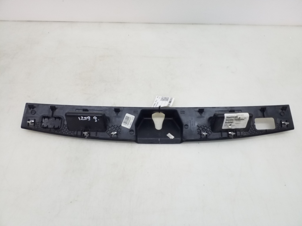 MERCEDES-BENZ M-Class W164 (2005-2011) Tailgate Cover Trim A1647400030 20980242