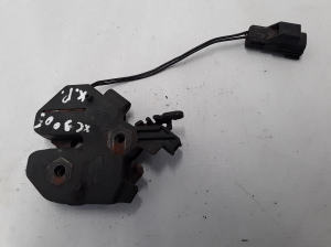 VOLVO XC90 (2002–2014) Hood latch 9483764 - 4