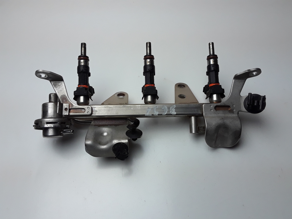 Micra Injector Code Used NISSAN Micra Fuel injector and its parts 166004787R