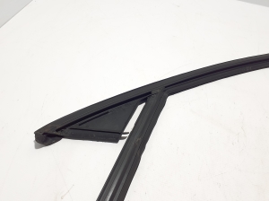VOLVO XC60 (2017–2026) Außenfensterdichtung vordere Tür 32237244 - 3