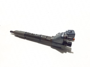  Fuel injector 