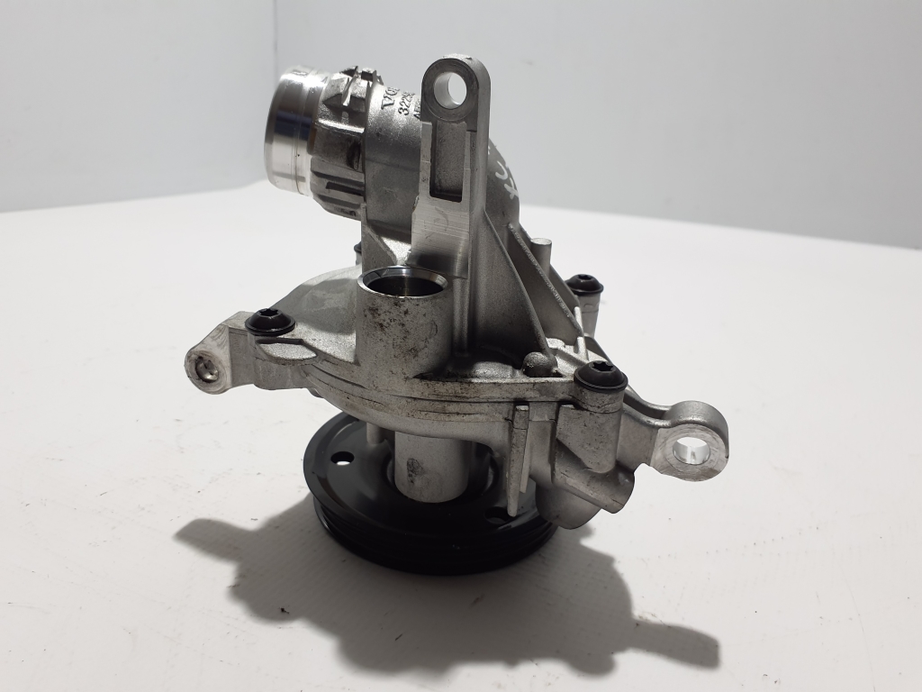 VOLVO XC90 2 generation (2014-2024) Water Pump 32252284 22817180