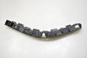 Rear bumper bracket - 866133U000