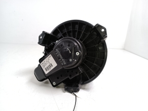  Cabin shoulder motor 