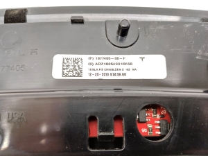 Tesla Model 3 3 (2016–2024) Additional stop light 1077405-00-F - 3