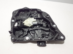 BMW 5 SERIES G31 (2017–2026) Aizmugurējo durvju logu pacēlājs 7487087 - 3