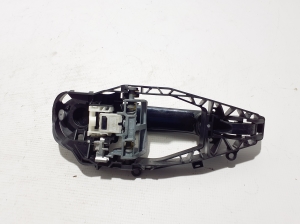 BMW 5 SERIES G31 (2017–2026) Rear side door exterior handle and its parts - 3