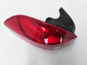 RENAULT Clio III (2005–2012) Feu arrière d’angle 8200586843 - 3