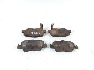  Rear brake pads 