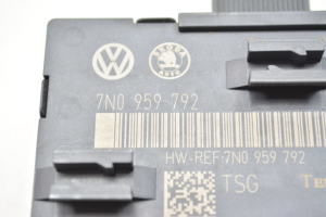 Skoda Yeti (2009–2017) Front door control unit 7N0959792 - 2