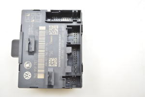 Skoda Yeti (2009–2017) Front door control unit 7N0959792 - 3