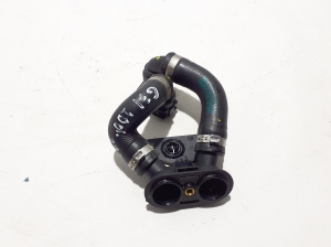 BMW 5 SERIES G31 (2017–2026) Jahutusradiaatori voolik 8780515 - 2