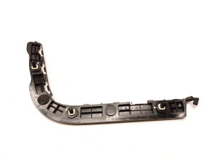  Rear bumper bracket 