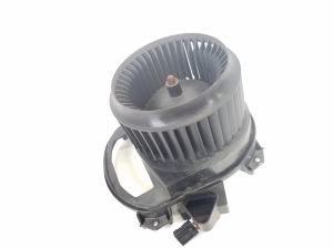 Heizungsgebläsemotor - A2469062501