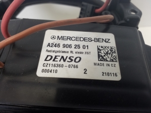 Mercedes Benz B-Class 246 (2011–2017) Heater blower motor A2469062501 - 3