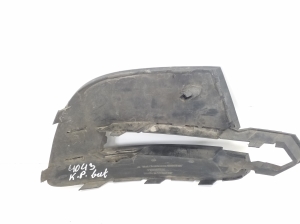  Front bumper fog lamp cover 