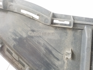 Mercedes Benz B-Class 246 (2011–2017) Cita priekšējā bampera detaļa A2428850122 - 3