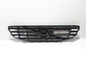  Front grille 