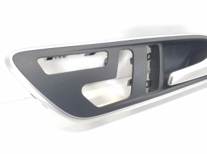 Mercedes Benz B-Class 246 (2011–2017) Front door inner handle A2467200048 - 3