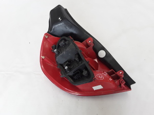 RENAULT Clio III (2005–2012) Eckleuchte hinten 8200459960 - 4