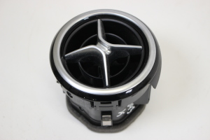 Mercedes Benz B-Class 246 (2011–2017) Dashboard air vent grilles A2468303900 - 5