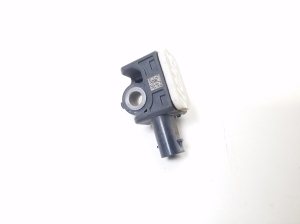 Mercedes Benz B-Class 246 (2011–2017) Airbag sensor A1668210151 - 2