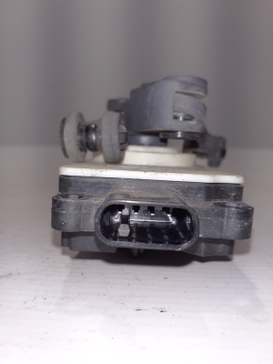 BMW 5 SERIES G31 (2017–2026) Stellmotor Kühlerlüfterklappe 9881646 - 3