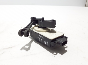 BMW 5 SERIES G31 (2017–2026) Stellmotor Kühlerlüfterklappe 9881646 - 4