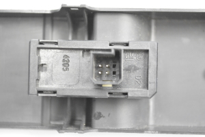 Opel Astra H (2004–2010) Esiukse klaaslüliti 13183675 - 6