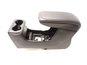   Center console  - 84647-GI100 