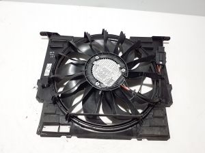 BMW 5 SERIES G31 (2017–2026) Dzesēšanas ventilators un tā daļas 8472268 - 2