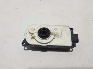   Stellmotor Kühlerlüfterklappe  - 9881645 