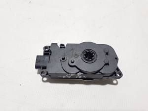 BMW 5 SERIES G31 (2017–2026) Stellmotor Kühlerlüfterklappe 9881645 - 3