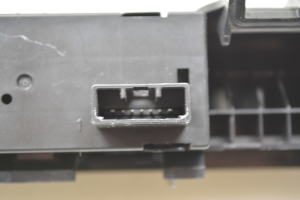 TOYOTA Camry XV5 (2011–2017) Interior clock 8391033220 - 2