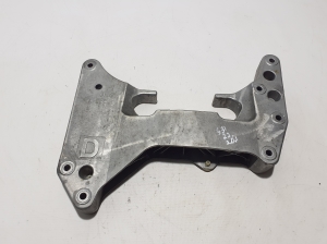   Gearbox bracket  - 6861580 