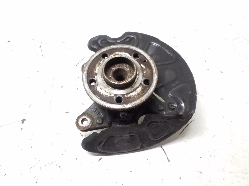 MERCEDES-BENZ Vito W447 (2014-2023) Front Right Wheel Hub A4473300720 25022686