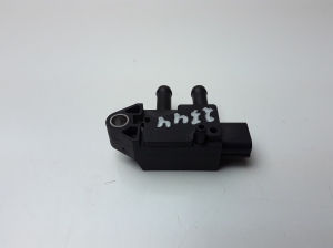  Exhaust gas sensor 