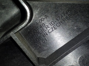 Tesla Model Y Y (2020–2026) Esipaneel ja selle osad 164352400A - 3