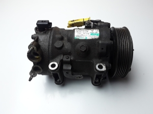  Air conditioner compressor 